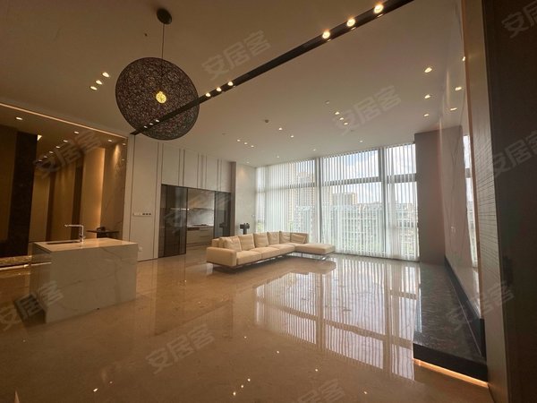 杭州滨江区政府星耀中心悦casa,283平大平层,挑高很不错,滨江银泰隔壁