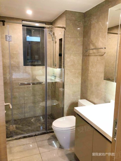 一级物业 全明户型 双卫设计,华润置地未来城市dk8观致二手房,200万,3