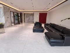 丹东振兴六纬路小学学区新世纪佳园A区旁浙商大厦260平，看江景5600元每月可出租房源真实图片