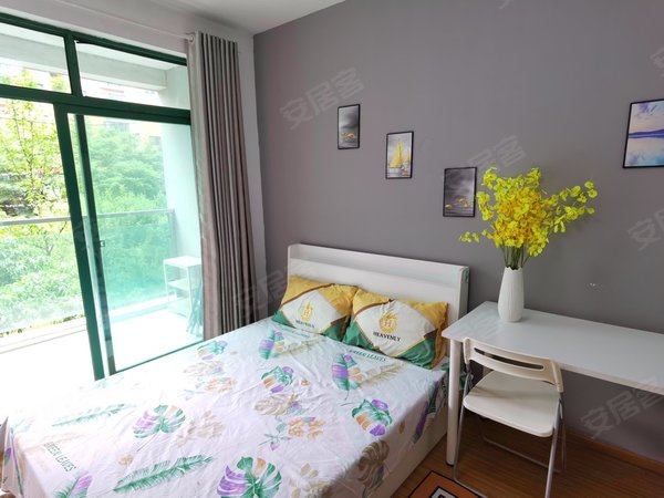 朝南主卧室独立阳台 7号新城科技园地铁站 缤润汇 精装月付