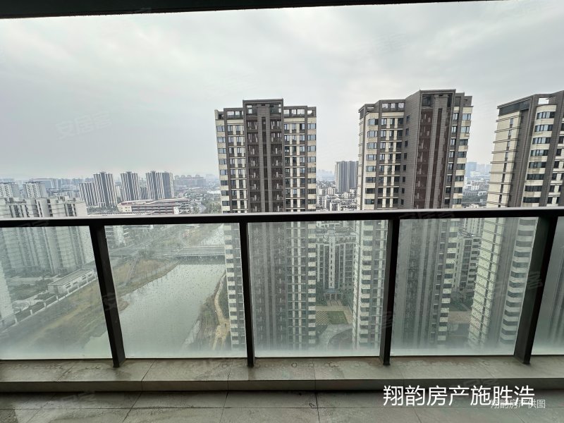 上湖城章二期看明湖东边看河次新小区商品房