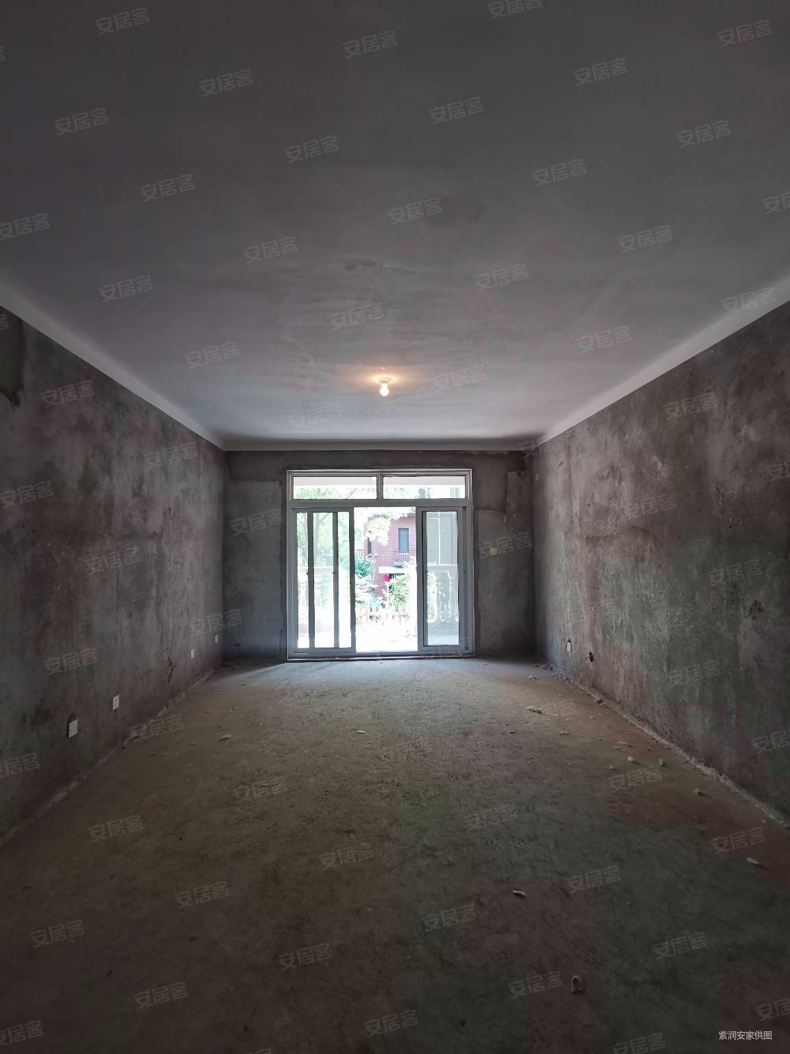 加州玫瑰园(二期) 次新小区 出行方便 南北通透 双卫格局