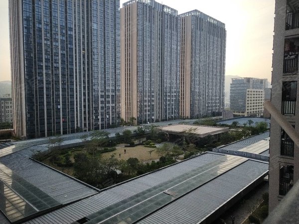 浮桥新天附近中骏商城高层精装三房中医院对面