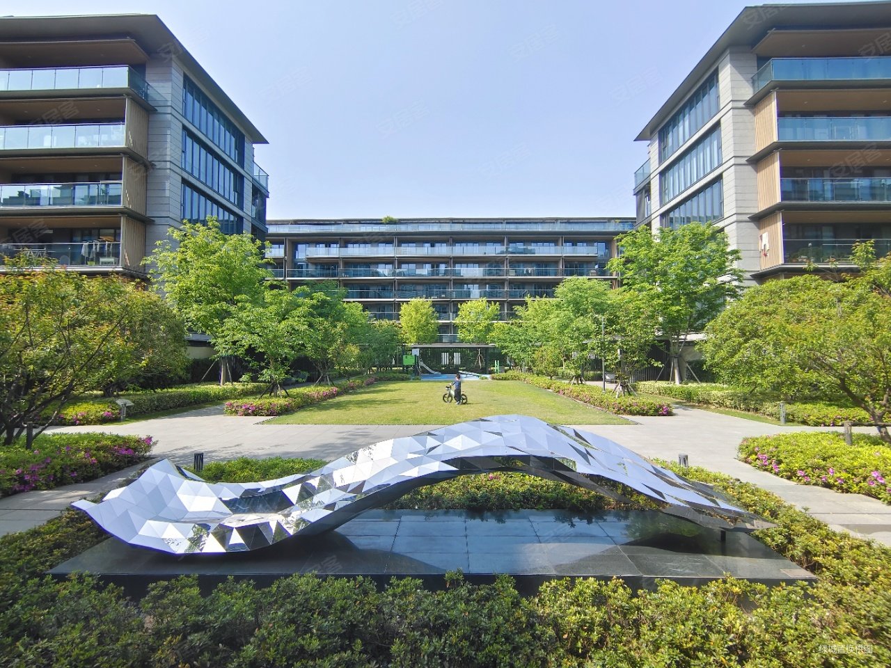 湖畔云庐二手房,1700万,4室2厅,3卫,198平米-杭州安居客