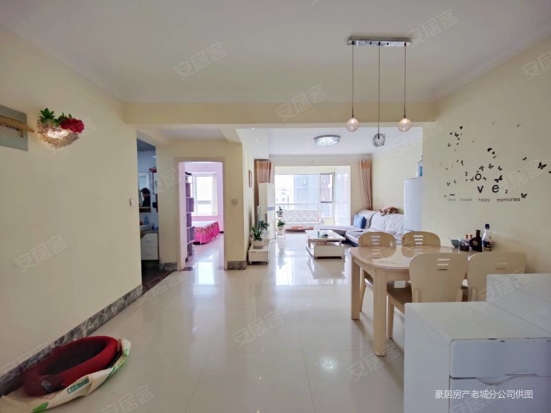 地铁口状元府邸小高层精装3室2厅南北通透采光好随时