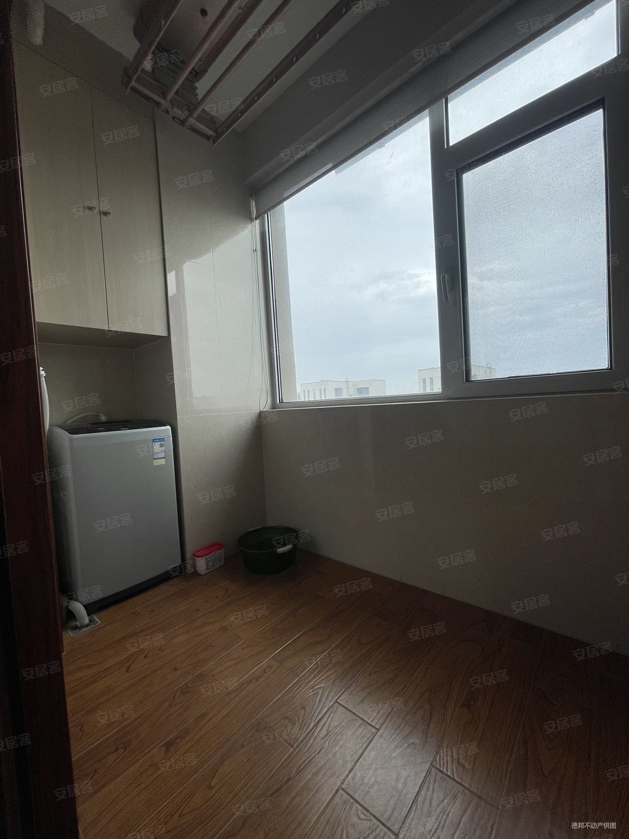 韵和嘉苑3室2厅2卫156㎡南北165万