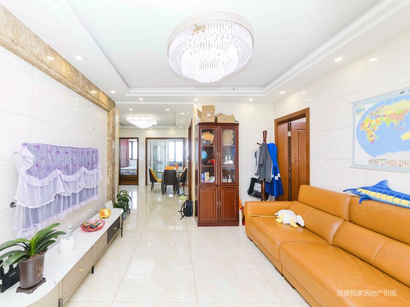 金御隆华庭3房2卫 满五精妆一梯一户 全明户型采光好