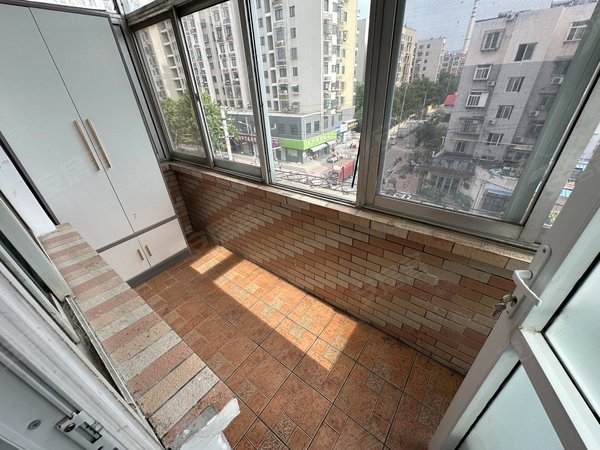 上班族学生党力荐和谐广场省立医院英雄山祥泰广场