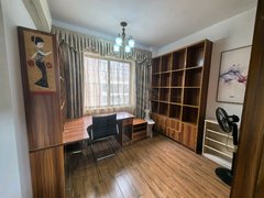 肇庆大旺高新区大旺发现美院 3室2厅2卫出租房源真实图片