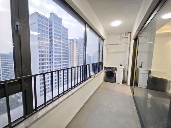 金华婺城江北保利天汇环小金师四中陪读，保利天汇 精装4房 江北市中心 带车位出租房源真实图片