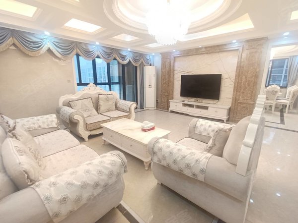 义乌稠江南城广场望湖公馆11月10号杨村高楼180平大客厅!