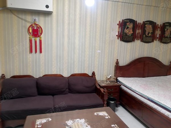 包头昆都仑丰盈道京奥港花园(商住楼)押一付一，帝景豪华装修，带空调，包网络，全家配套实木家具出租房源真实图片