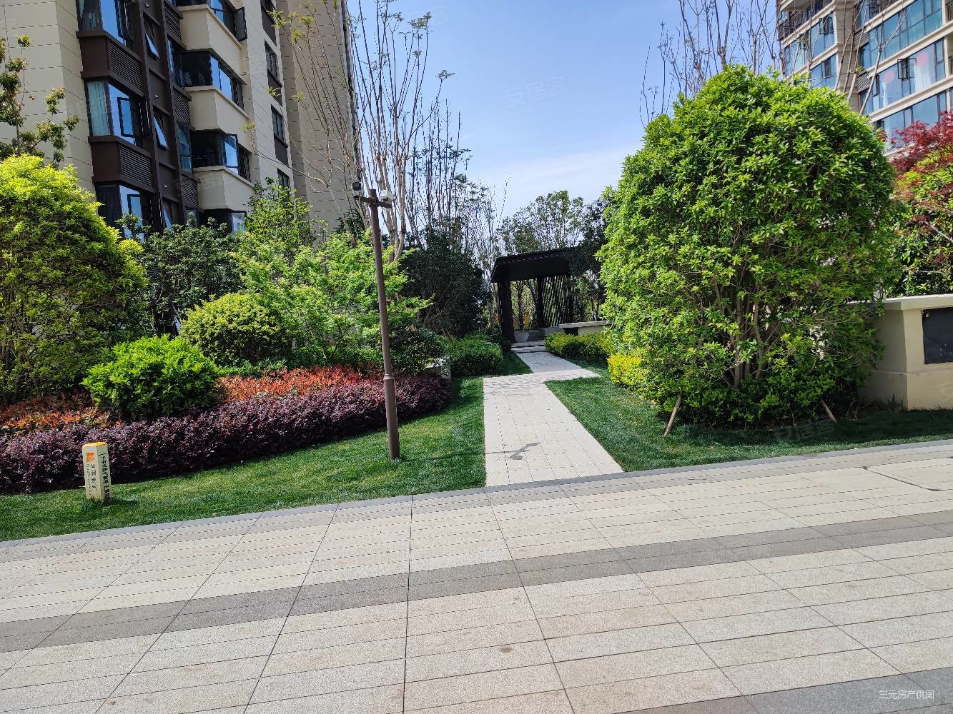 急售呈贡大学城地铁口红星天悦70平两房毛坯看房有钥匙