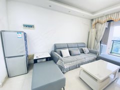 惠州惠阳淡水中心区温馨小窝居，舒适大床，欧式装修家具齐全拎包入住。出租房源真实图片