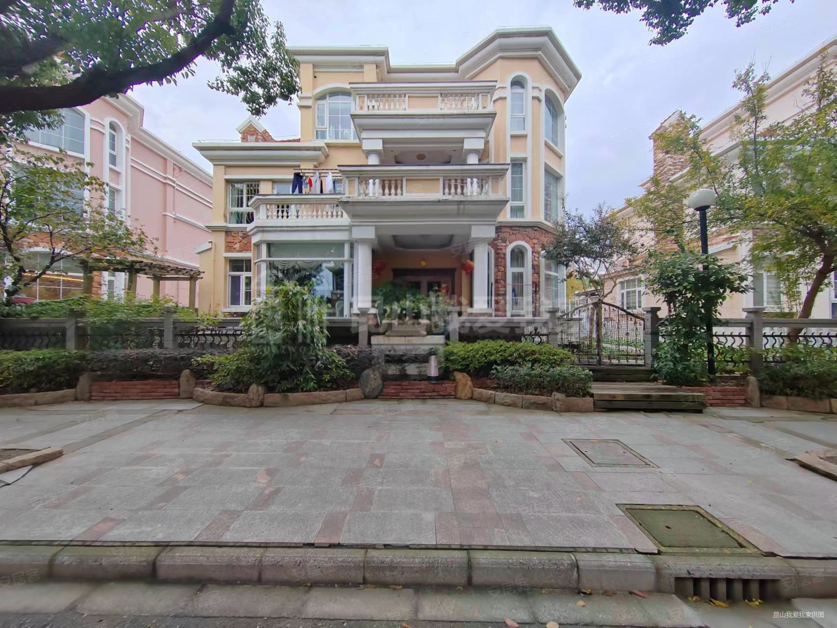 临河 随时看房,绿中海(别墅)二手房,2280万,6室2厅,5卫,390平米-昆山