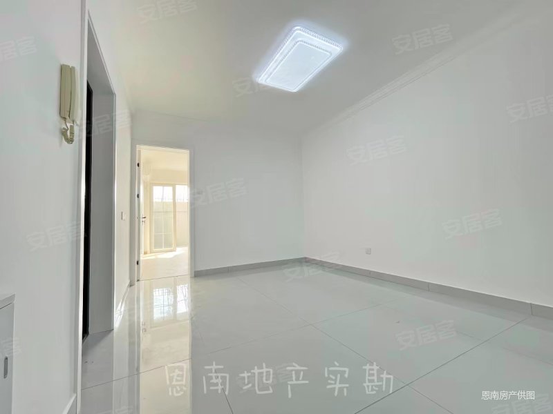 巨龙台湾城(公寓住宅)1室1厅1卫42.6㎡南118万