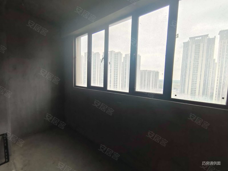 龙安花园正南朝向正规商品房有电梯双卫生间楼层好