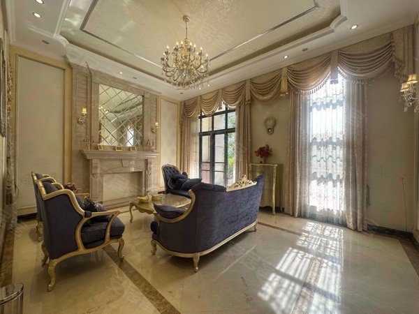 深圳龙岗龙岗中心城紫麟山(别墅)豪装大别墅出租 自住保养好 全屋品牌