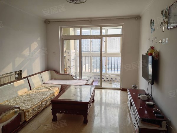 青岛城阳夏庄马台社区东区以琳学校对面 东方城 杏杭社区 无物业费