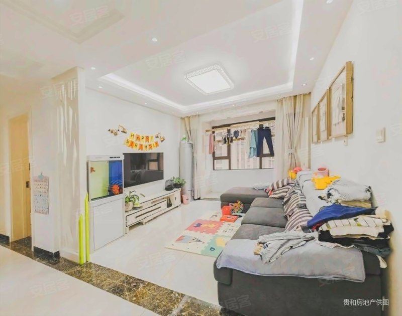 历城中海华山珑城自住装修客厅朝南落地窗