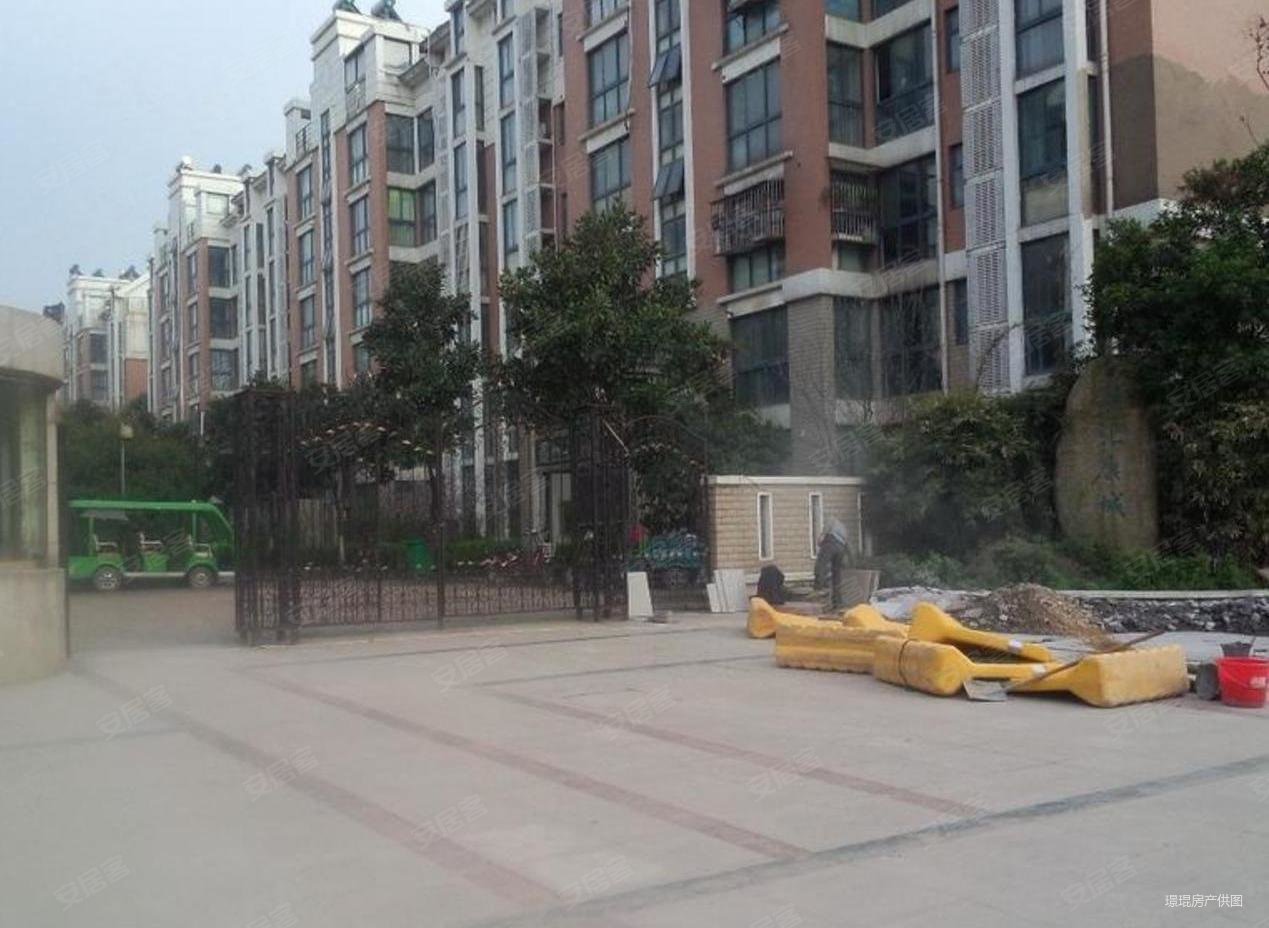 华汇康城2室2厅1卫83.75㎡南150万