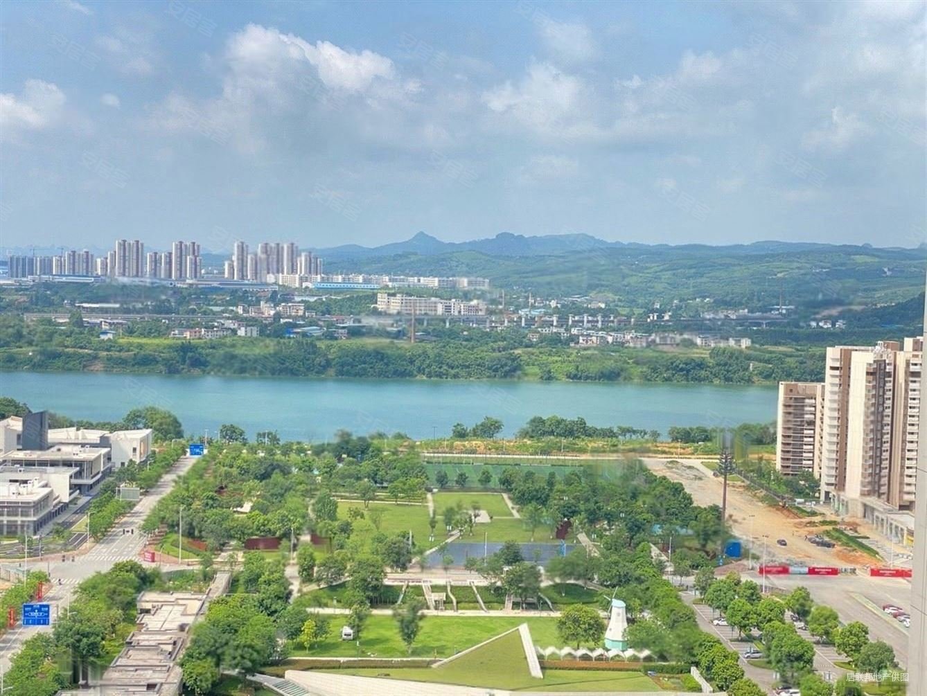 柳州万科城3室2厅2卫102.01㎡南50万