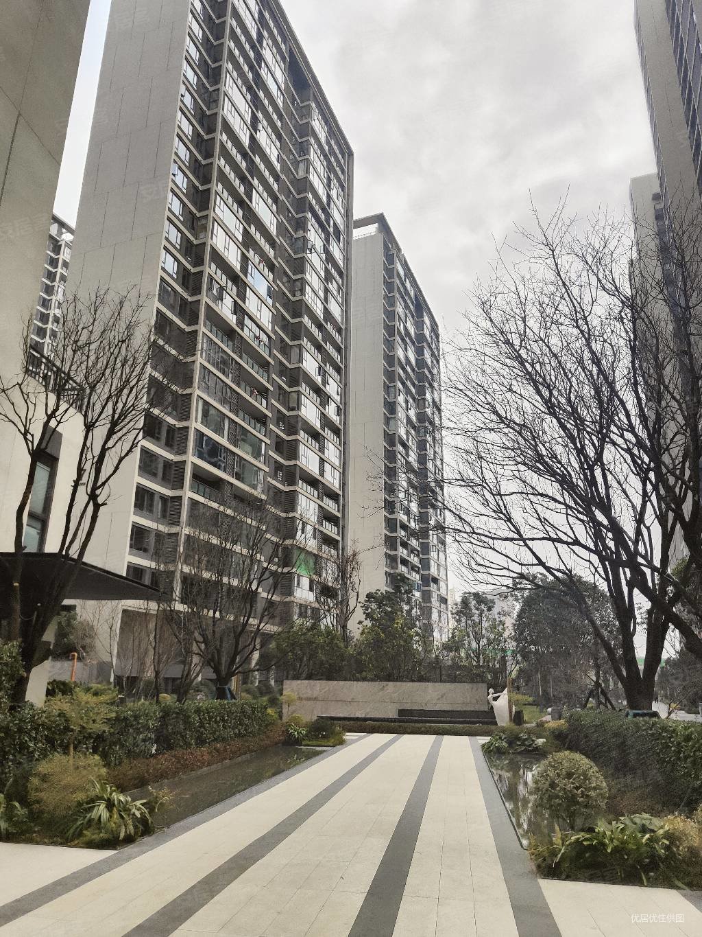 中海映山湖清水房三室两厅两卫115平户型方正南北通透采光好