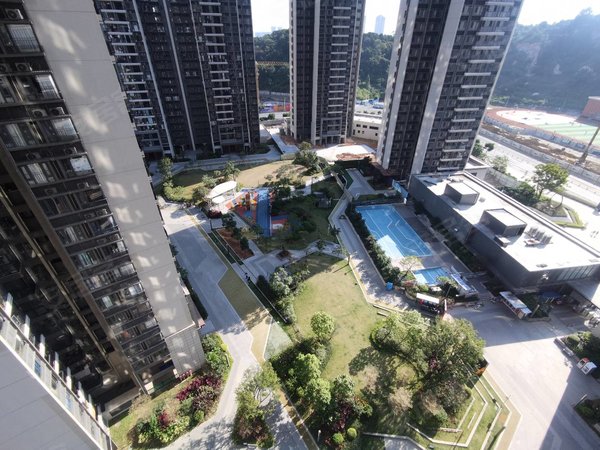 广州黄埔开发东区富力新城全新小区放租豪华装修业主急租100平三房两