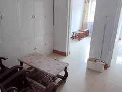 银川兴庆南薰西路新华西街西塔新材小区步梯4楼68平米,两室一厅850元一个月出租房源真实图片