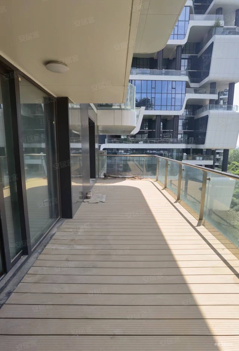 瀚海晴宇大平层带四个阳台南北通透中间楼栋