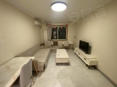 北京朝阳团结湖团结湖地铁，两居室改成一室一大厅出租房源真实图片