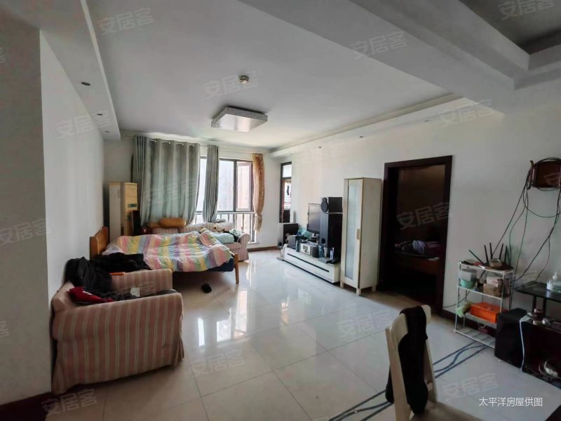 厅南北通透,满五年税少,接受置换,价格可见面详聊,绿洲香岛花园二手房