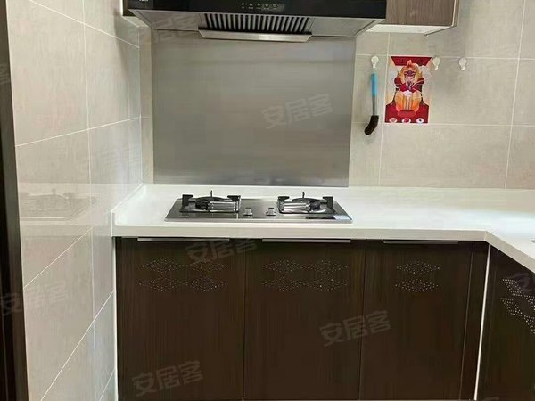 韶关浈江大学路广物金色江湾金色江湾二期电梯中层,精装修拎包入住,租2000元出租房源真实图片