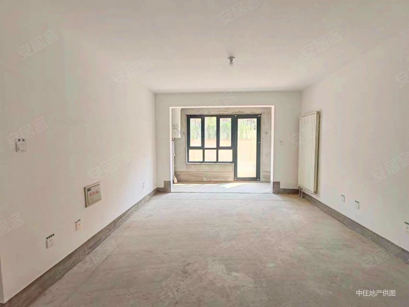 一楼带院 60平方 地铁旁 园博园后花园 低密度欢迎看房,建邦原香溪谷