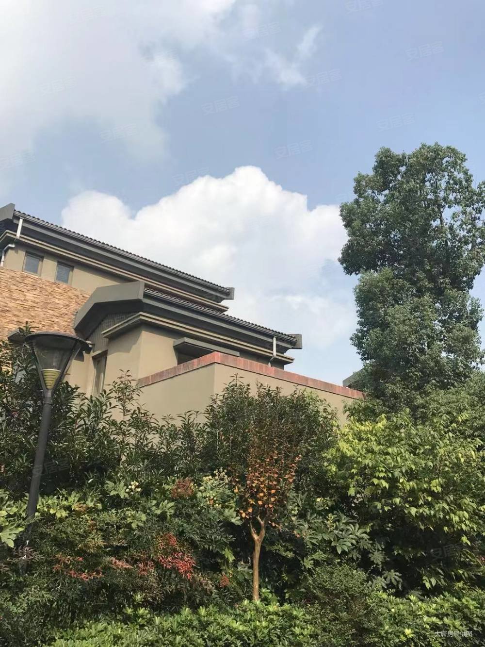 瑞升橄榄山4室3厅4卫290㎡南330万