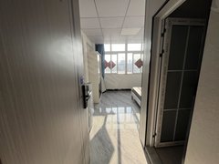 合肥新站火车站省二院实习好房 鸭林冲地铁口 瑶海公园 可短租月付 大窗户出租房源真实图片