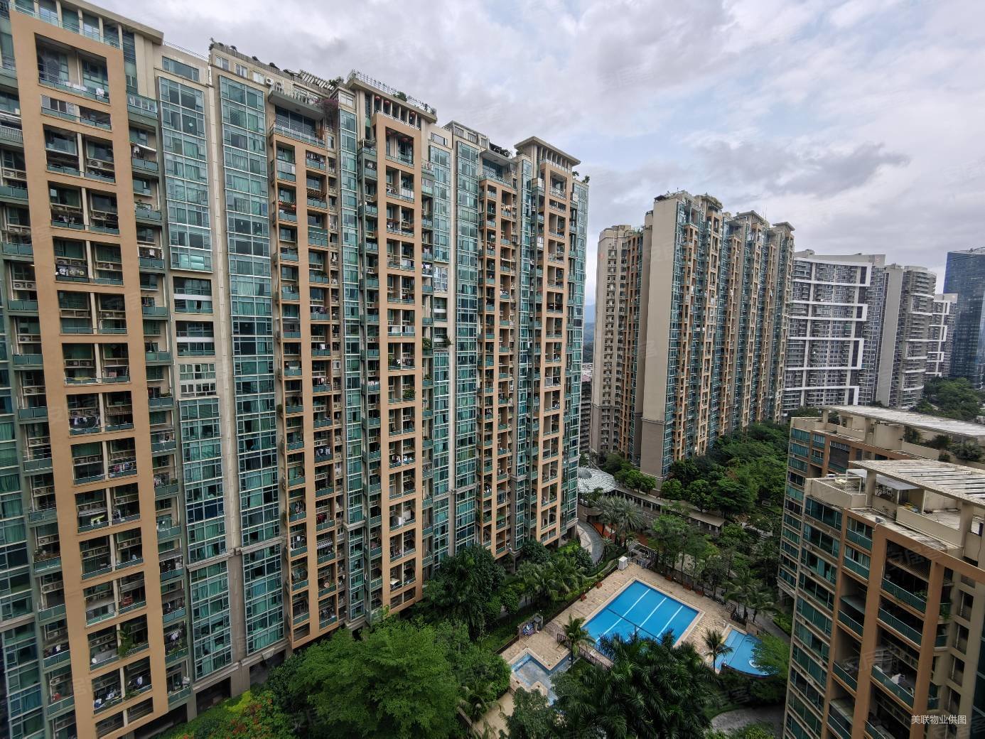 东郡百仕达花园四期近医院产权清晰带电梯近地铁