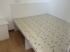 烟台莱山迎春大街商贸城橡树湾两居室领包入住出租房源真实图片