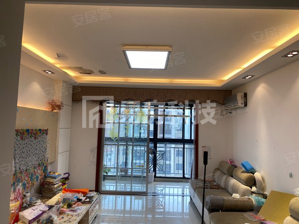 凤小省附人民医院妇幼旁东润第一城大三房132平2200