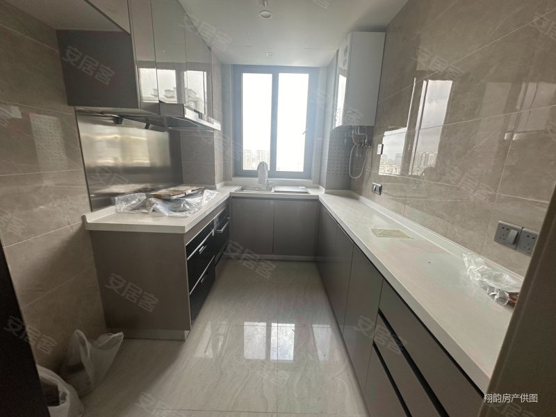 上湖城三期  好房子  可以看房子看河景