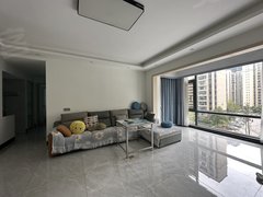 河池金城江金城江城区拎包入住，环境优美。出租房源真实图片