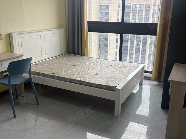 海宁长安镇农发区祥生钱塘新语下沙奥特莱斯对面朝南落地窗一室独厨独卫出租房源真实图片