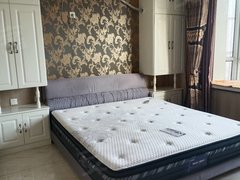 巨野巨野城区巨野市区怡景苑2室精装，家具家电齐全，有暖气，停车方便！出租房源真实图片