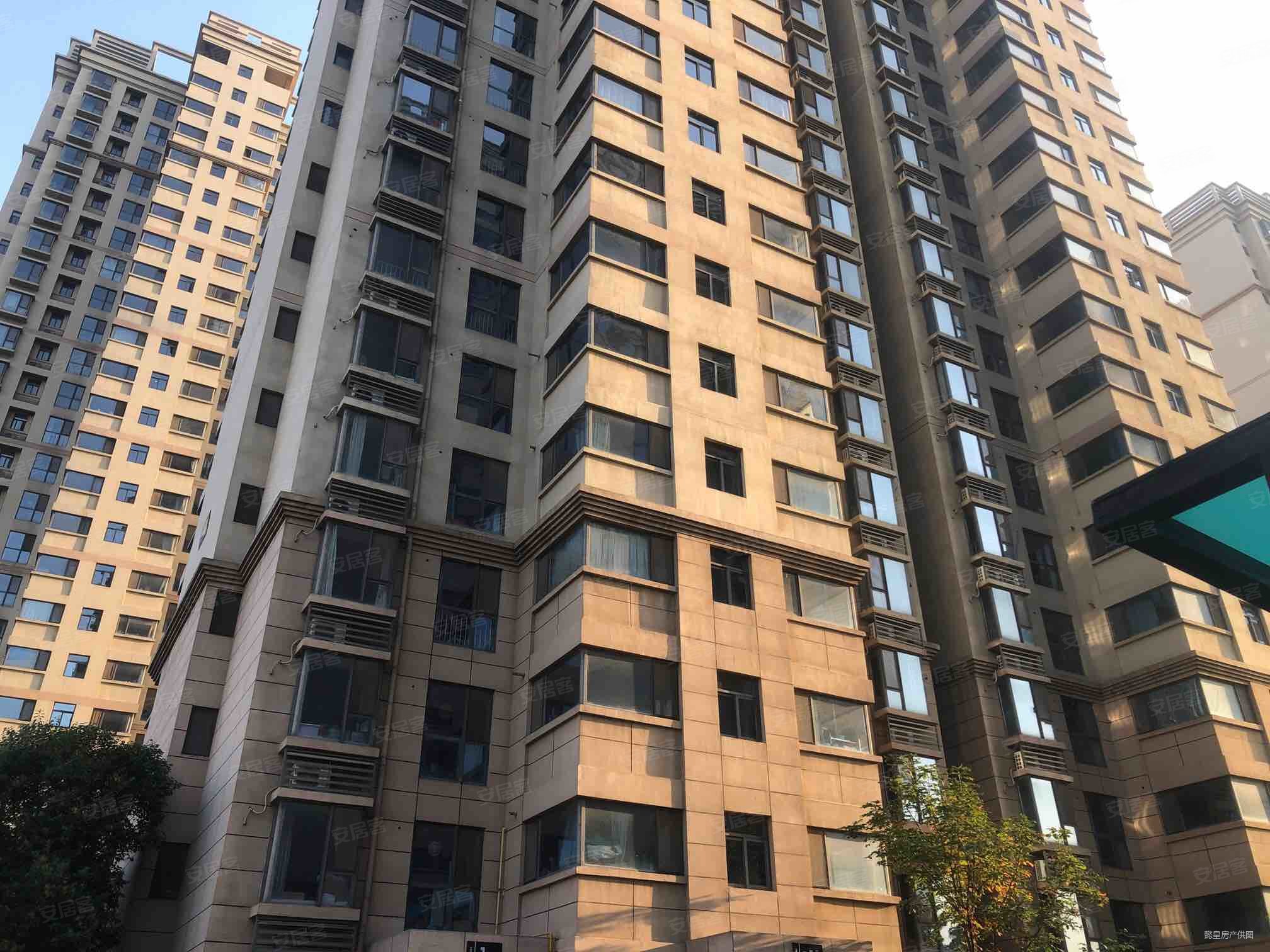 送车位 中间楼层 赔钱急售 看房方便,双瑞滨河花园二手房,128万,2室2