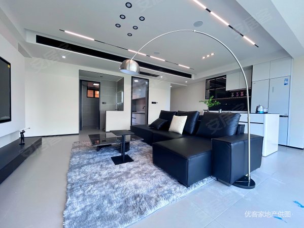 春熙江岸 大横厅精装套三双卫 全屋智能家居 中央空调