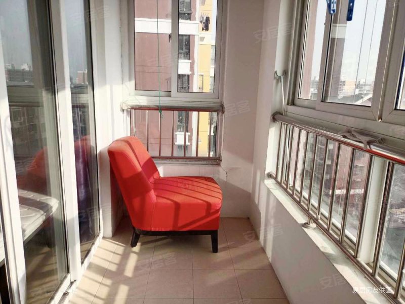 鹤沙航城和美苑大两房南北通透有电梯地铁口产权清晰