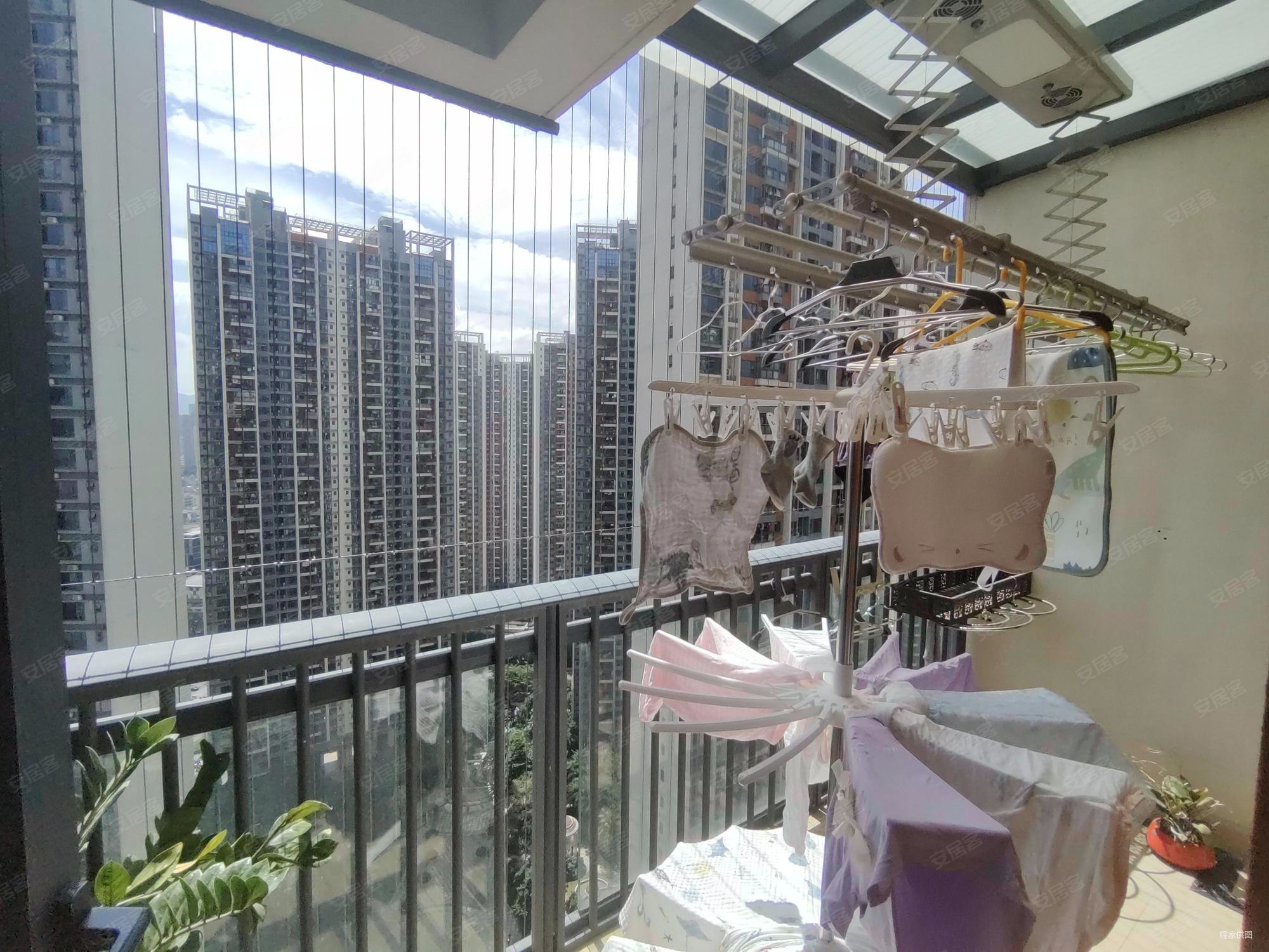 佳兆业城市广场(三期)3室2厅2卫89.25㎡南455万