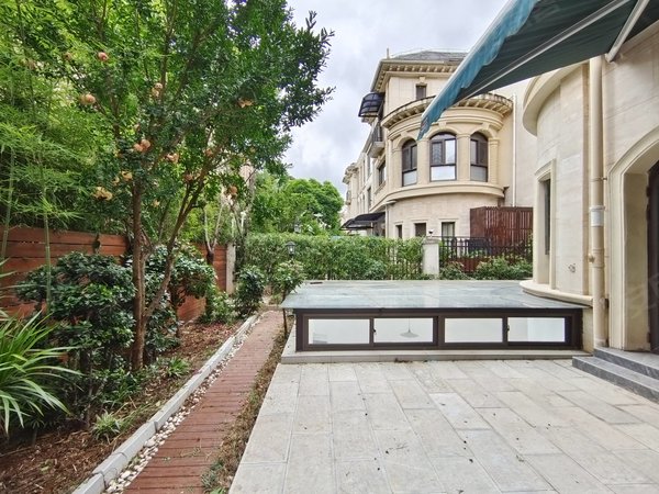 昆明西山滇池度假区公园1903圣维望(别墅)公园1903精装端户别墅 带