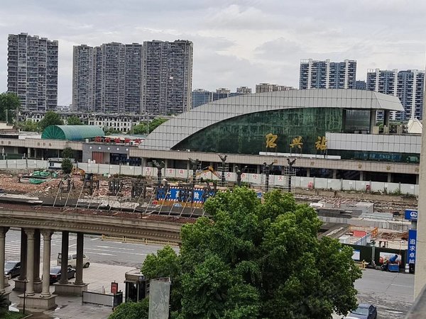 绍兴越城城北玛格丽特商业中心国际广场出租火车站地铁站旁小区的单间