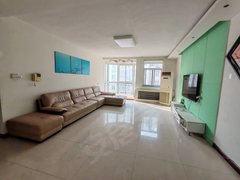 许昌魏都魏都城区文峰广场隔壁罗马阳光小区 精装四室 家具家电全 掂包即住出租房源真实图片